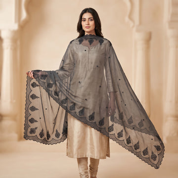 Premium Two-Tone Chiffon Dupatta – 4-Sided Scalloped Cutwork